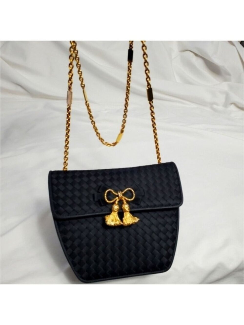 Rare Bottega Veneta 80s Vintage Woven Shoulder Bag Small Golden Bow